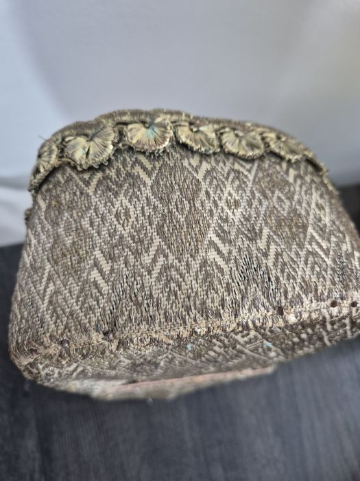Ceapsa traditionala Banat tel si fir metalic costum popular