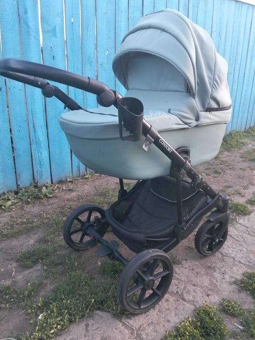 Продам детскую коляску