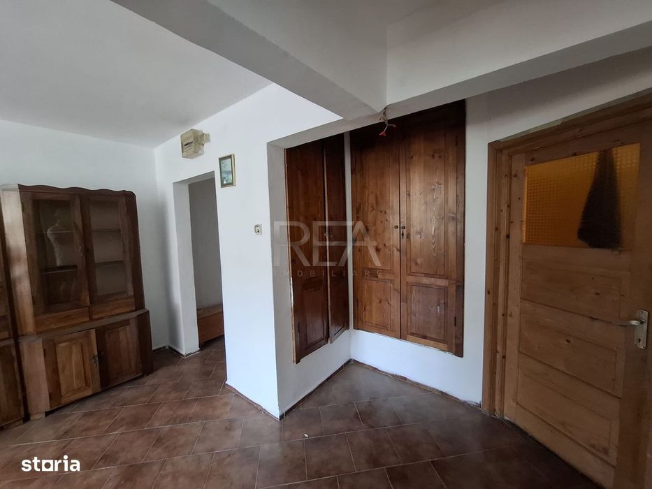3 camere, et 4/10, anvelopat, 84 mp-Gorjului