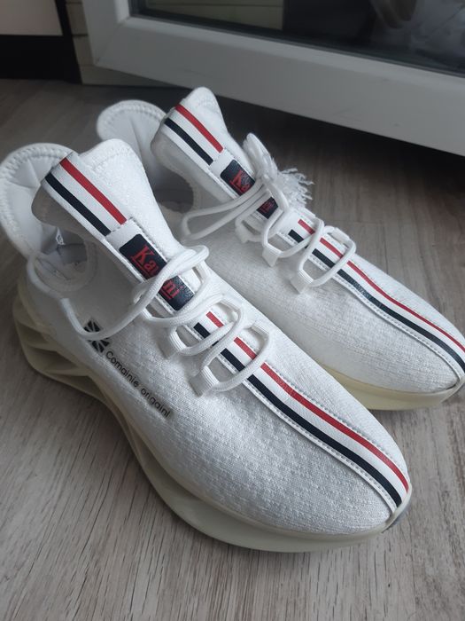 Маратонки Hummel,Toscablu,Nikee,LIU.JO,Kauoni,Lottoni, Diadora