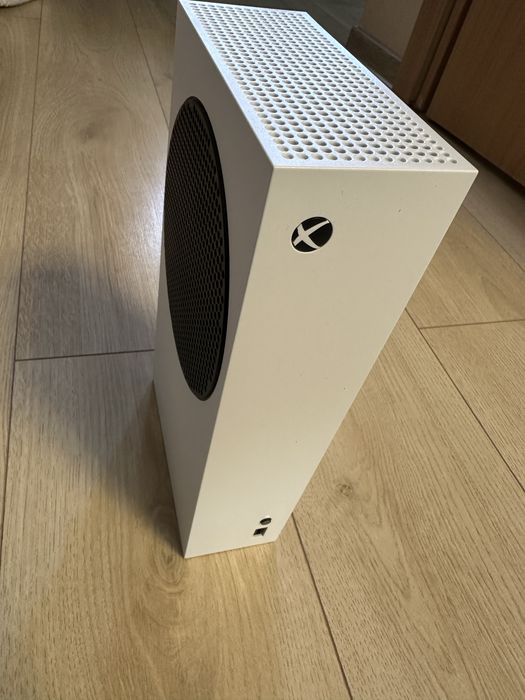 Vand Xbox Series S - 512 Gb