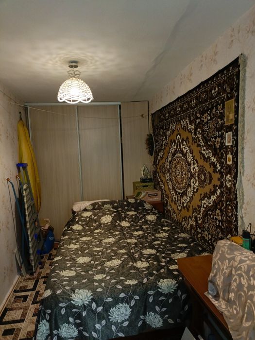 Продам двухкомнатную квартиру,.