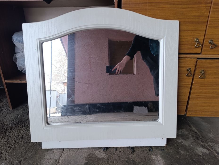 Продам зеркало для тумбы