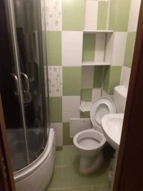 Închiriez apartament