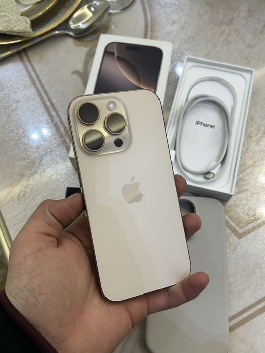 Iphone 16 pro gold srochna