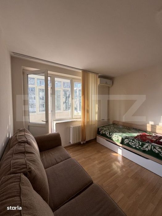 Apartament 2 camere, et. 1, Calea Severinului/ Scoala Decebal