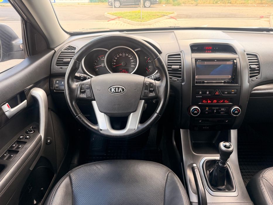 Kia Sorento 2011 euro 5 unic proprietar