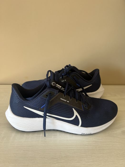 Nike pegasus 40 сини
