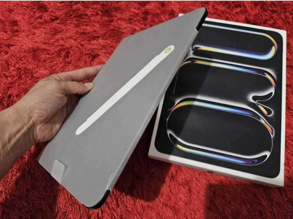 -Ipad Pro 11inchi M5 Wifi   Nou 256Gb 12Ram Nefolosit Black Bat: 100%-0 cicluri incarcare cutia completa-desigilata doar pentru poze si probe MDM