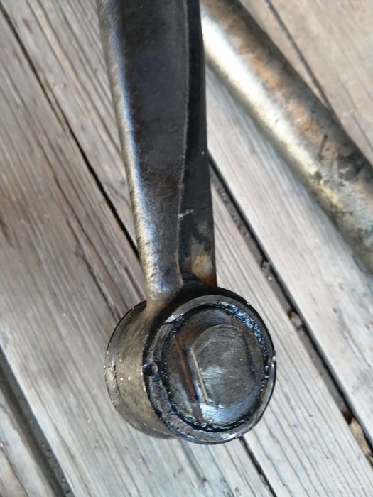 Продам рычаги на Бмв728