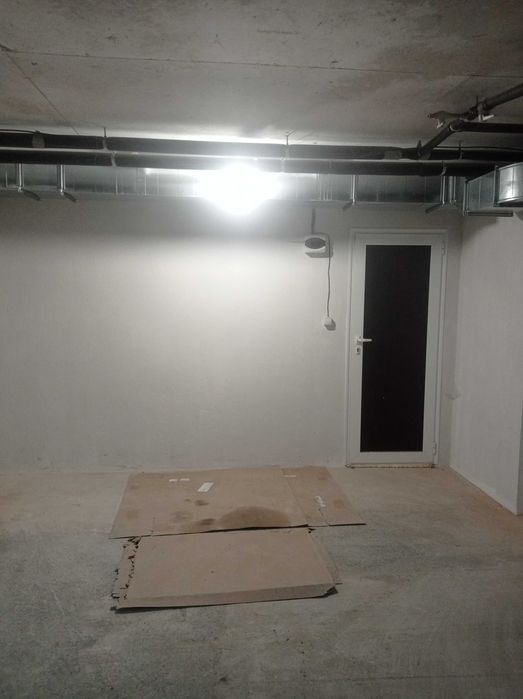 Дава се под наем Гараж / Паркомясто в Несебър - 33 кв.м за 102 € - Снимка #6