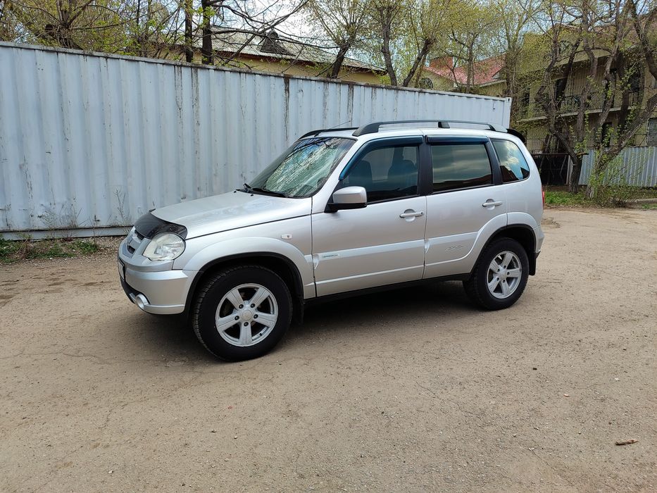 Продам Шевроле Нива 212300