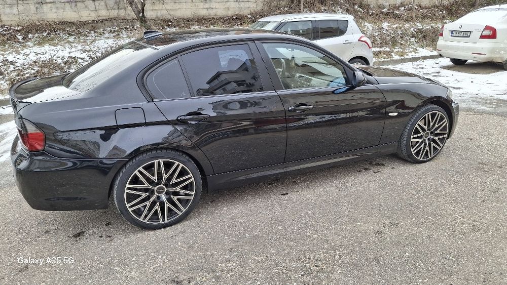 Vând BMW  E90  M / Paket  2007  2.0 ,D ,163 cp