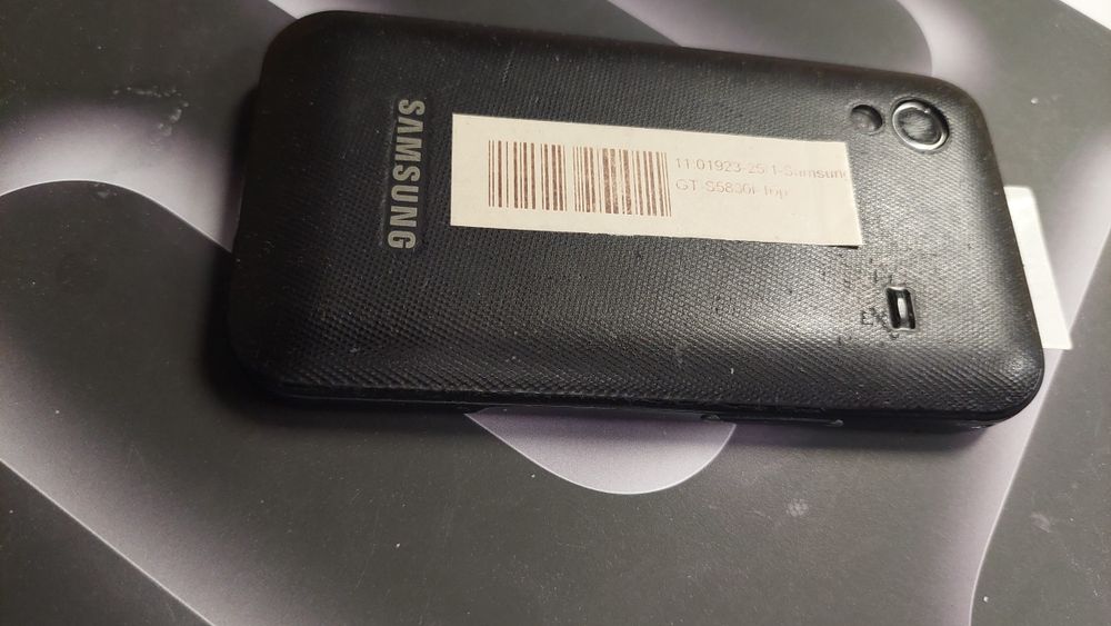 Samsung Galaxy S5230 i