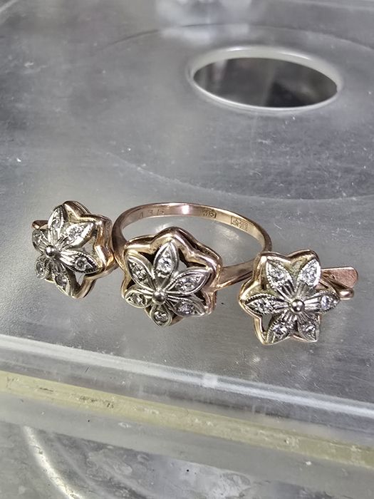 Золотое кольцо с серёжками