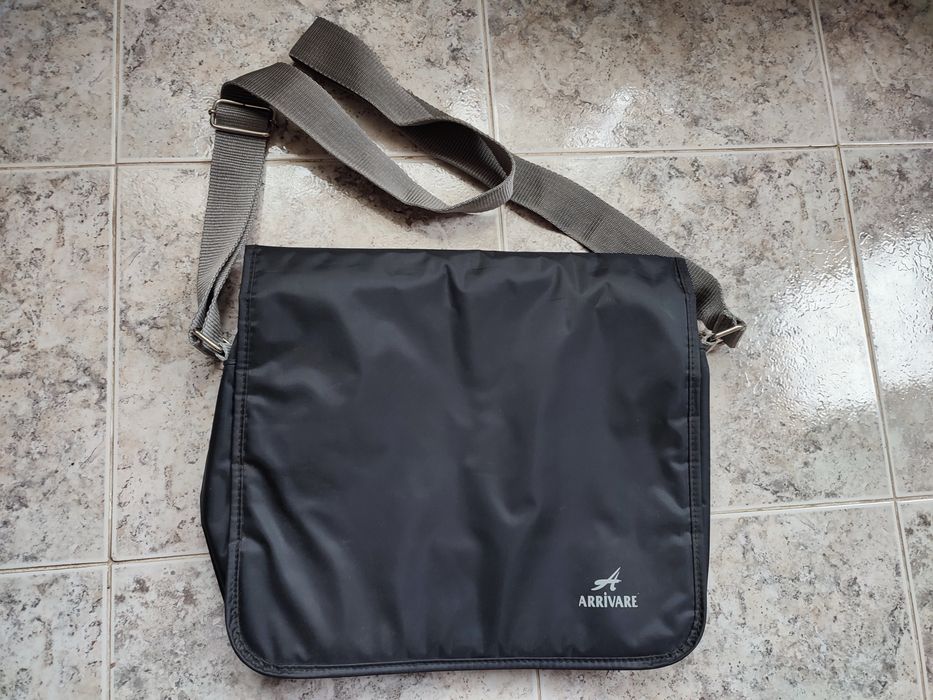 Две нови чанти за документи