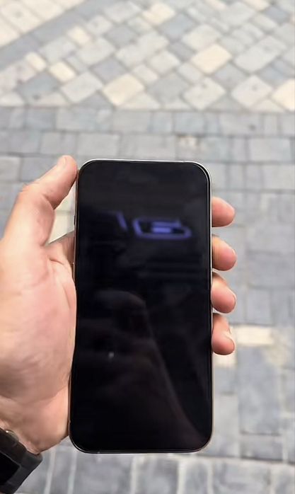 Продаю айфон 13 про