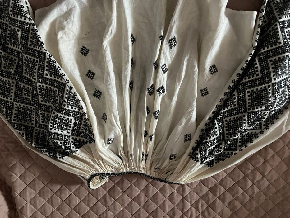 De vânzare superb  costum popular autentic