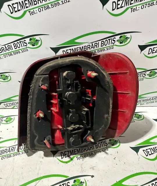 Lampa stop stanga pe aripa Volkswagen VW Polo 2001 1.4 MT (60 hp)