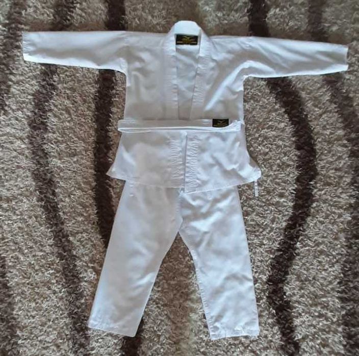 Кимано для каратэ и защита