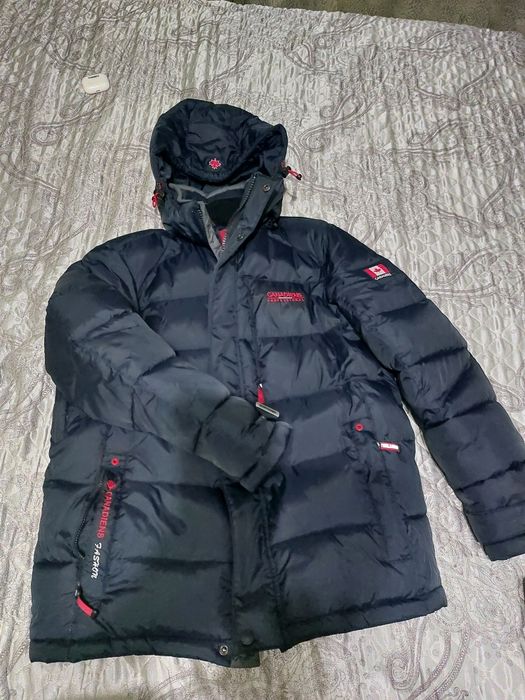 Продам куртку зимнюю,