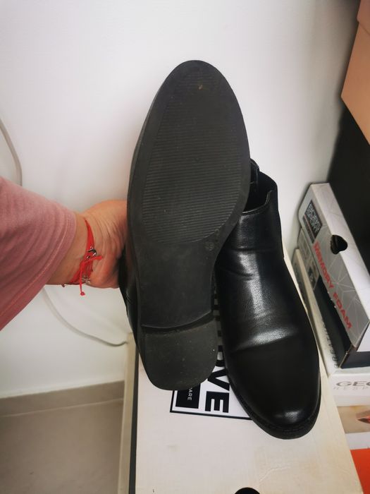 Ghete Bershka marimea 38