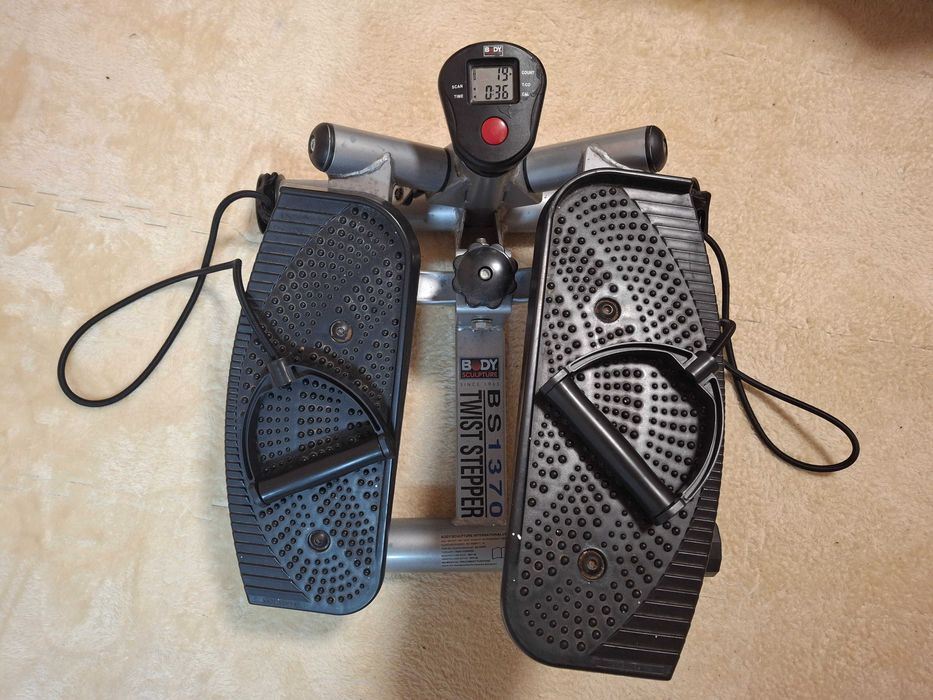 Степер с ластици, амортисьори и дисплей