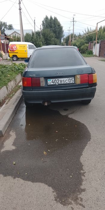 Машина Ауди в хорошем состоянии