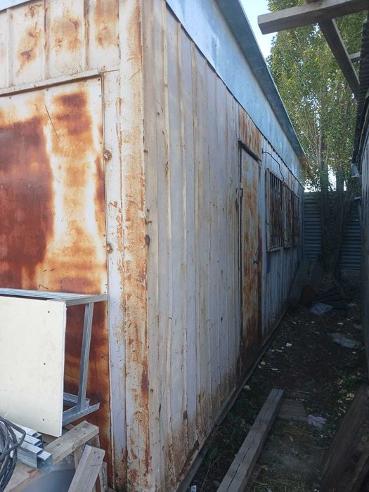 Продам жилой вагончик 9*3м, утепленный.