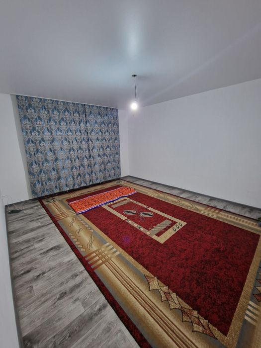 Продам трех комнатныи дом