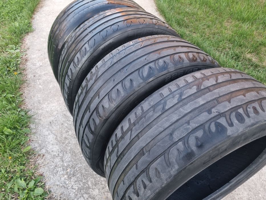 Anvelope Cauciucuri VARA 225 45 18