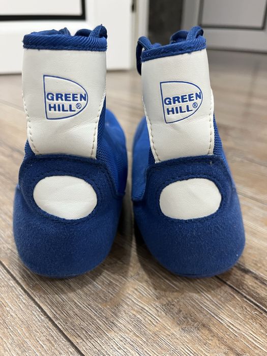 Продается борцовки