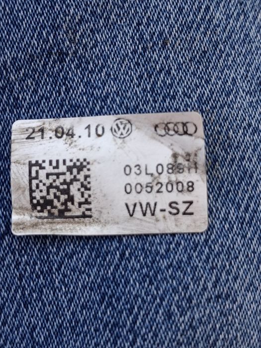 Rampă injectoare  Skoda Octavia 2  1.6tdi