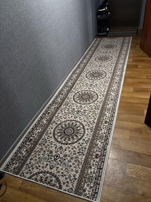 Продам ковры-дорожки 2 шт