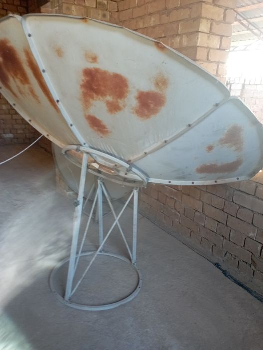 Продаю 2 пораболического антену б/у