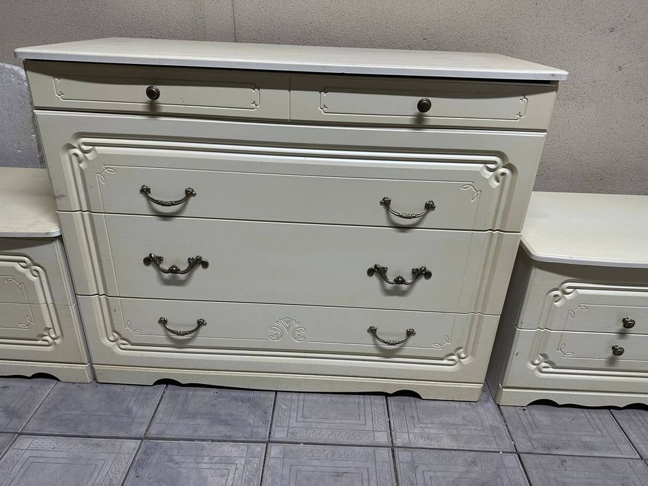 Спальный тумбочки