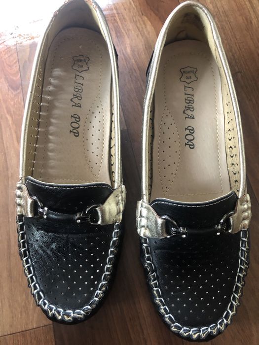 Дамски боти и обувки