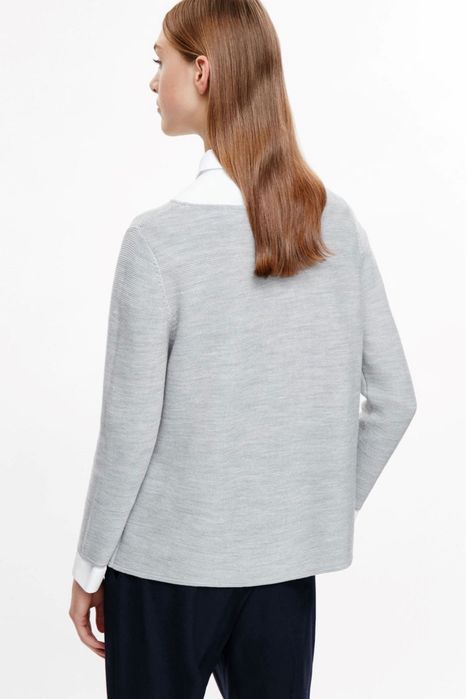 COS пуловер 100% вълна