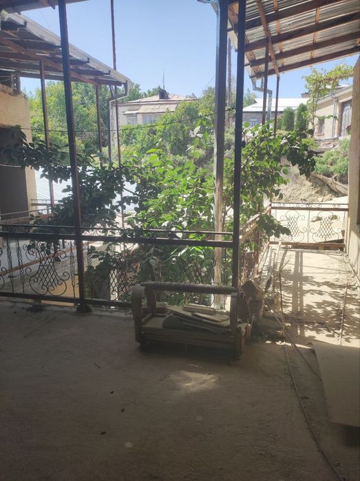 Самарк,анд шахрида ховли сотилади