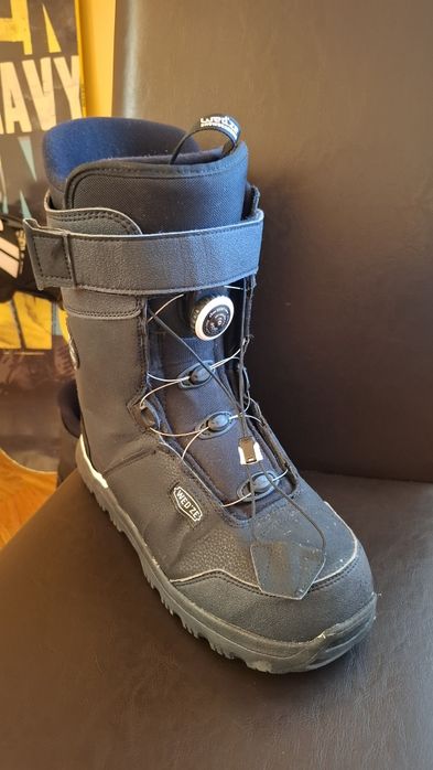 Vând Set complet Snowboard  Boți placă
