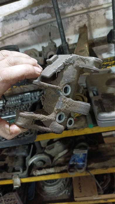 Продам двигатель 126 16 клапанов с выемкой