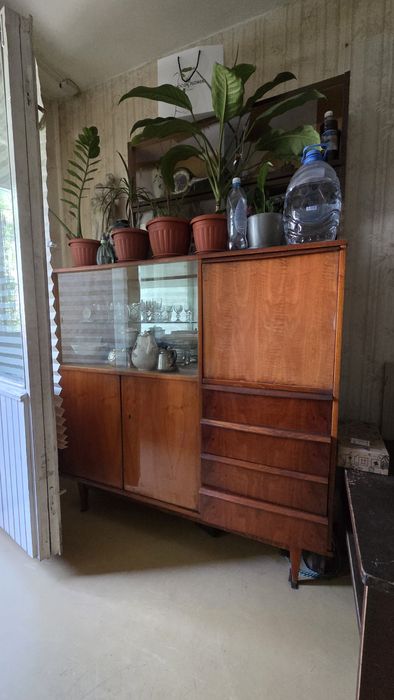 Продам советский сервант