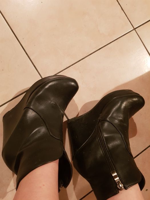 Продам женскую обувь размеры разные