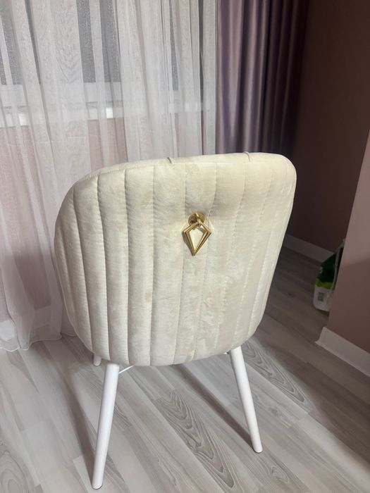 Masa cu 6 scaune set  living