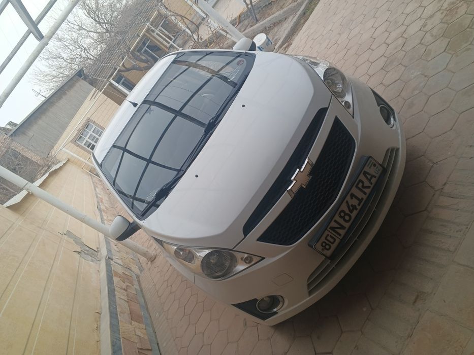 Продаётся Спарк 2011