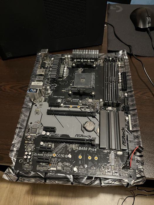 Дънна платка Asrock B450 PRO4