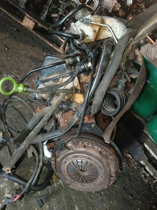 Двигатель ACC Volkswagen Golf 1H1 бек