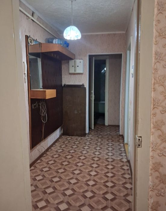 Продам 2к  р-н 8 школы 1/5