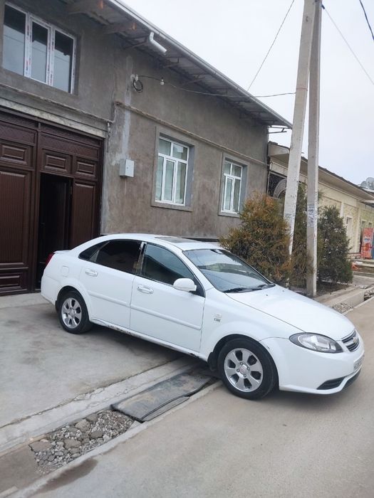 Lasetti jentra qilingan dakumentalniy