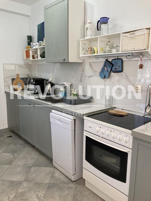 Дава се под наем Едностаен апартамент в Варна, Аспарухово - 50 кв.м за 350 € - Снимка #1